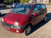 Second-hand Renault Twingo 43 CP (31 kW) 2000 Roșu Hatchback
