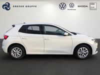 Gebraucht Skoda Fabia Ambition 95 PS (69 kW) 2022 Moonweiß perleffekt Limousine