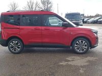 Gebraucht Ford Tourneo Courier Titanium 125 PS (91 kW) 2024 Fantastic rot Van / Kleinbus