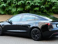 Gebraucht Tesla Model 3 RWD 208 kW (283 PS) 2023 Perlweiß metallic (metallic) Limousine