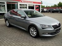 Gebraucht Skoda Superb Style 179 PS (131 kW) 2016 Grau Limousine