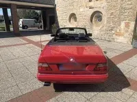 Gebraucht Mercedes 220 150 PS (110 kW) 1994 Rot Cabrio