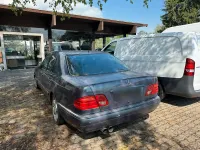 Gebraucht Mercedes E430 279 PS (205 kW) 1998 Blau Limousine