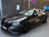 Gebraucht Mercedes E220 AMG line 195 PS (143 kW) 2018 Schwarz Coupé