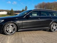 Gebraucht Mercedes E350 252 PS (185 kW) 2014 Schwarz Kombi