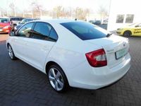 Gebraucht Skoda Rapid Elegance 105 PS (77 kW) 2013 Weiß Limousine