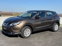Gebraucht Nissan Qashqai Acenta 116 PS (85 kW) 2016 Grau SUV