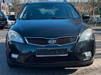 Gebraucht Kia Ceed 90 PS (66 kW) 2012 Schwarz Kleinwagen