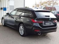 Gebraucht BMW 320 Sport Line 190 PS (139 kW) 2022 Schwarz Kombi