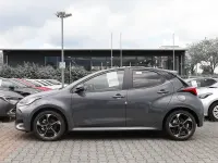 Neu Toyota Yaris Lounge 131 PS (96 kW) 2026 Schwarz Kleinwagen