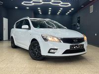 Gebraucht Kia Ceed 90 PS (66 kW) 2010 Weiß Kleinwagen