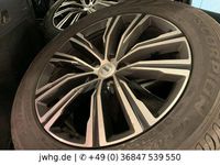 Gebraucht Volvo XC60 Inscription 235 PS (172 kW) 2022 Silver (metallic) SUV