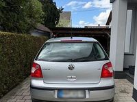 Second-hand VW Polo Basis 64 CP (47 kW) 2003 Argintiu Berlinǎ