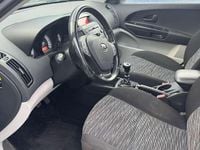 Gebraucht Kia Ceed LX 109 PS (80 kW) 2008 Yorkshiregrün met. Kleinwagen