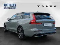 Gebraucht Volvo V60 Plus 197 PS (144 kW) 2025 Kombi