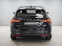 Nowe Skoda Octavia Selection 150 KM (110 kW) 2025 Czarny Kombi