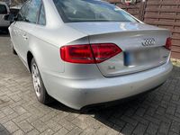 Gebraucht Audi A4 Ambiente 160 PS (117 kW) 2010 Silber Limousine