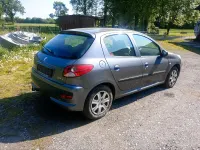 Gebraucht Peugeot 206+ 75 PS (55 kW) 2010 Grau Kleinwagen