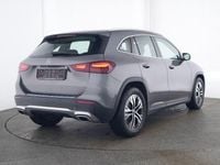 Gebraucht Mercedes GLA220 Progressive 190 PS (139 kW) 2024 Grau SUV