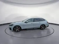 Gebraucht BMW 540 Performance 303 PS (222 kW) 2024 Grau Kombi