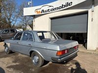 Gebraucht Mercedes 200 109 PS (80 kW) 1981 Blau Limousine