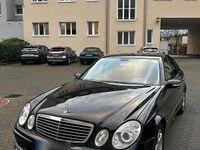 Gebraucht Mercedes E240 177 PS (130 kW) 2005 Schwarz Limousine