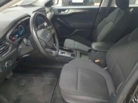Gebraucht Ford Focus Titanium 120 PS (88 kW) 2022 Obsidianschwarz metallic Kombi