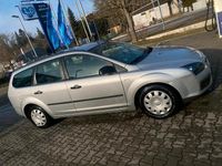 Gebraucht Ford Focus 125 PS (91 kW) 2007 Silber Limousine