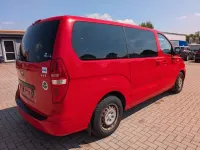 Gebraucht Hyundai H-1 Comfort 170 PS (125 kW) 2011 Rot Van / Kleinbus