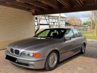 Gebraucht BMW 528 193 PS (141 kW) 1996 Silber Limousine