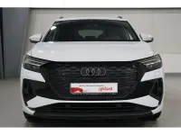 Gebraucht Audi Q4 e-tron Comfort 125 kW (170 PS) 2023 Weiß SUV