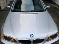 Gebraucht BMW 325 197 PS (144 kW) 2001 Silber Limousine