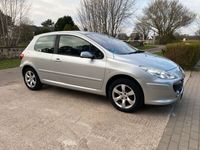 gebraucht Peugeot 307 Benzin 1.6 L.Klima .TÜV 05.2025