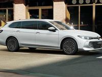 Neu VW Passat Elegance 150 PS (110 kW) 2025 Oryxweiß perlmutteffekt Limousine