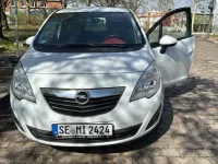 Gebraucht Opel Meriva 102 PS (75 kW) 2011 Weiß Van / Kleinbus