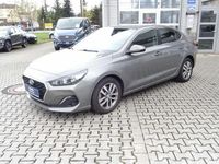 Gebraucht Hyundai i30 Trend 120 PS (88 kW) 2019 Grau Limousine