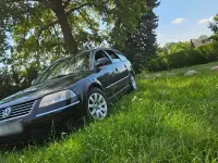 Gebraucht VW Passat 131 PS (96 kW) 2000 Schwarz Kombi