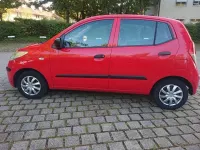 Gebraucht Hyundai i10 67 PS (49 kW) 2009 Rot Kleinwagen