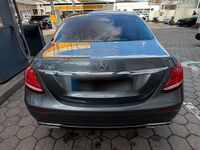 Gebraucht Mercedes E220 194 PS (142 kW) 2017 Grau Limousine