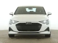 Gebraucht Audi A3 Advanced 116 PS (85 kW) 2025 Arkonaweiß Limousine