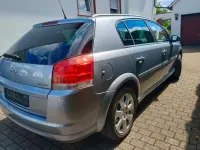 Gebraucht Opel Signum 154 PS (113 kW) 2005 Kleinwagen
