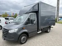 Gebraucht Mercedes Sprinter 170 PS (125 kW) 2024 Selenitgrau metallic Van