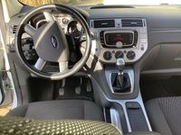 Gebraucht Ford Kuga Champions Edition 140 PS (102 kW) 2012 Weiß SUV