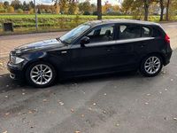 Gebraucht BMW 116 116 PS (85 kW) 2009 Schwarz Kleinwagen