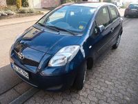 Gebraucht Toyota Yaris 69 PS (50 kW) 2009 Blau Kleinwagen