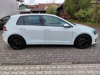 Gebraucht VW Golf VII Highline 125 PS (91 kW) 2016 Weiß Limousine