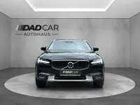 Używany Volvo V90 CC 250 KM (183 kW) 2018 Czarny Kombi