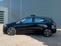 Gebraucht Mercedes B220 Progressive 190 PS (139 kW) 2023 Unilack nachtschwarz Kleinwagen