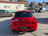 Gebraucht Suzuki Swift Comfort+ 111 PS (81 kW) 2017 Rot Limousine