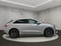 Gebraucht Audi Q8 Ambiente 231 PS (169 kW) 2025 Silber metallic SUV